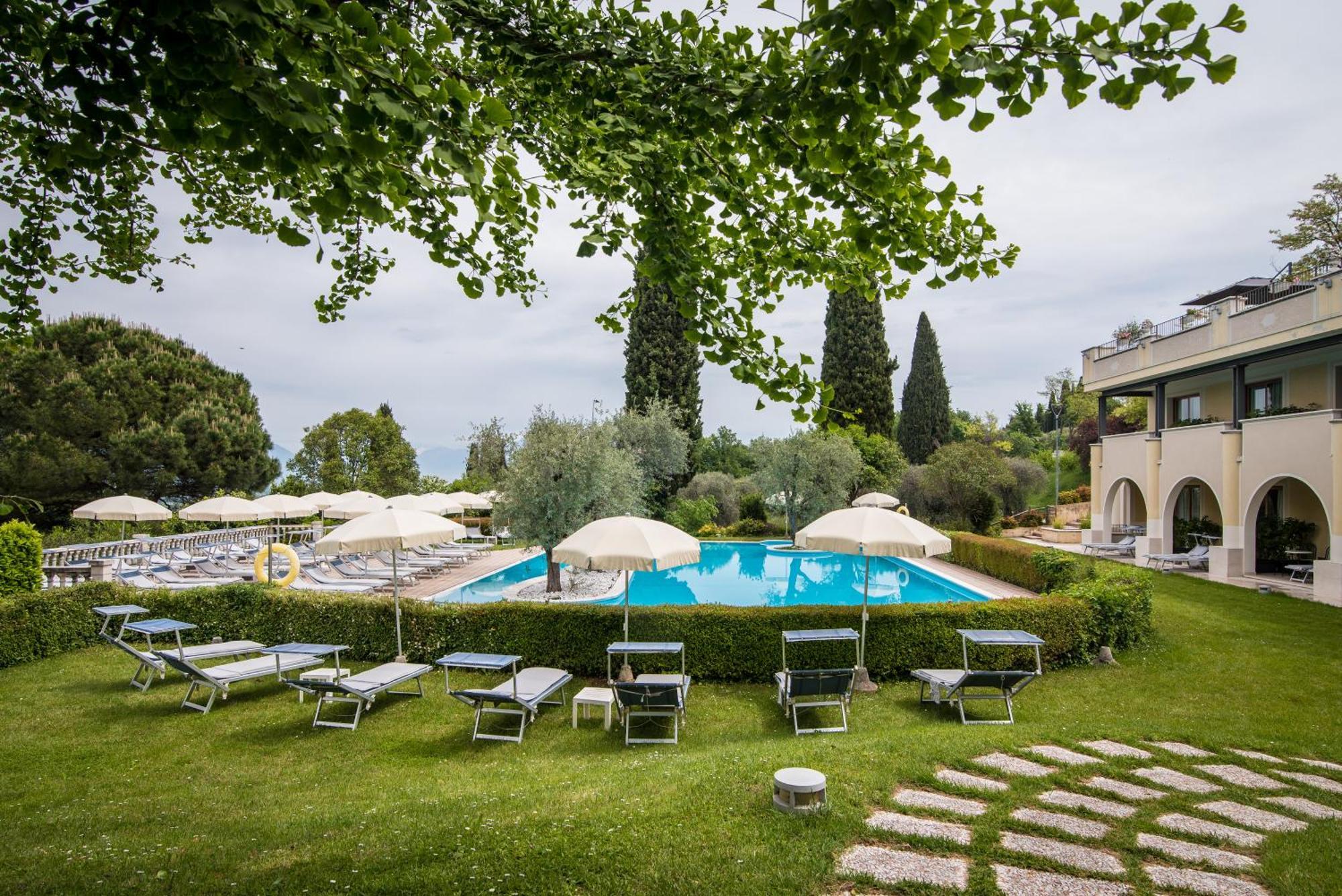 Hotel Porta Del Sole Soiano Del Lago Luaran gambar
