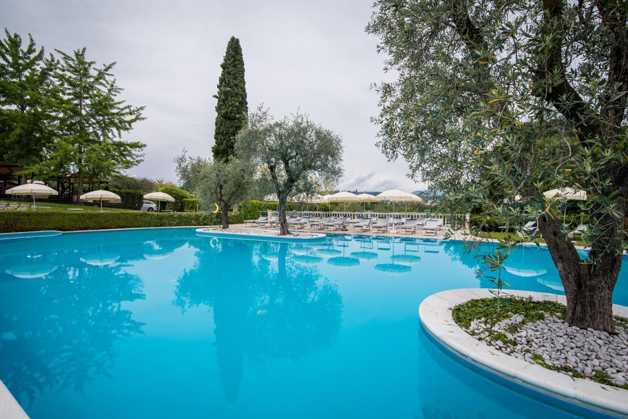 Hotel Porta Del Sole Soiano Del Lago Luaran gambar