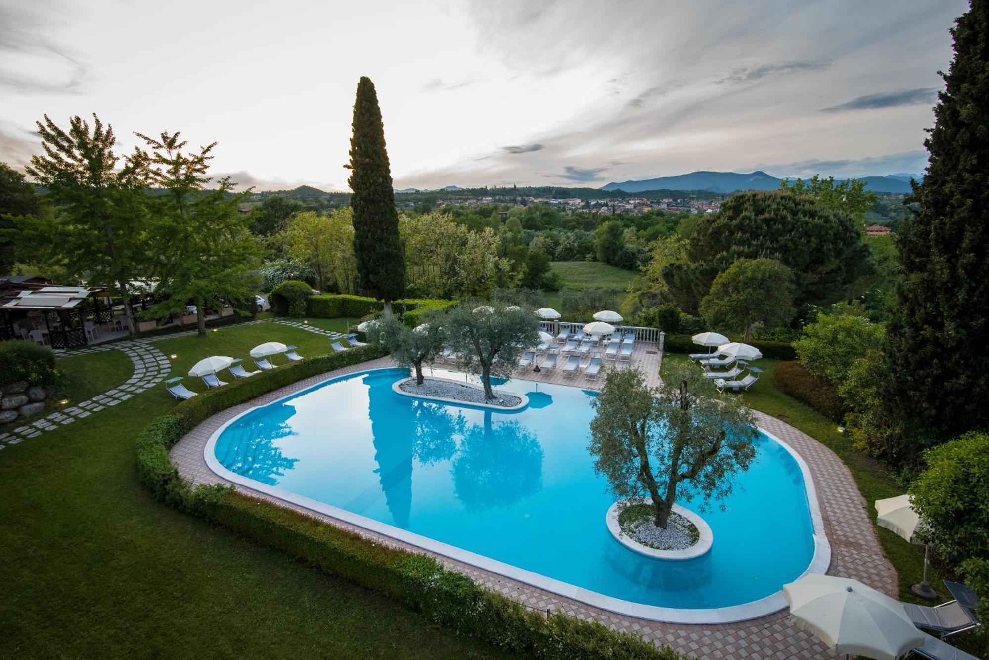 Hotel Porta Del Sole Soiano Del Lago Luaran gambar
